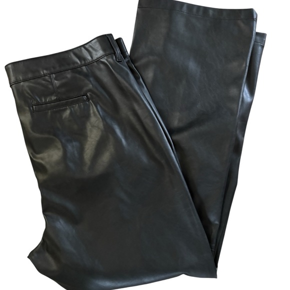Torrid Pintuck Trouser Boot Faux Leather High Rise Pant Black Sz 20T Pockets - Picture 3 of 6